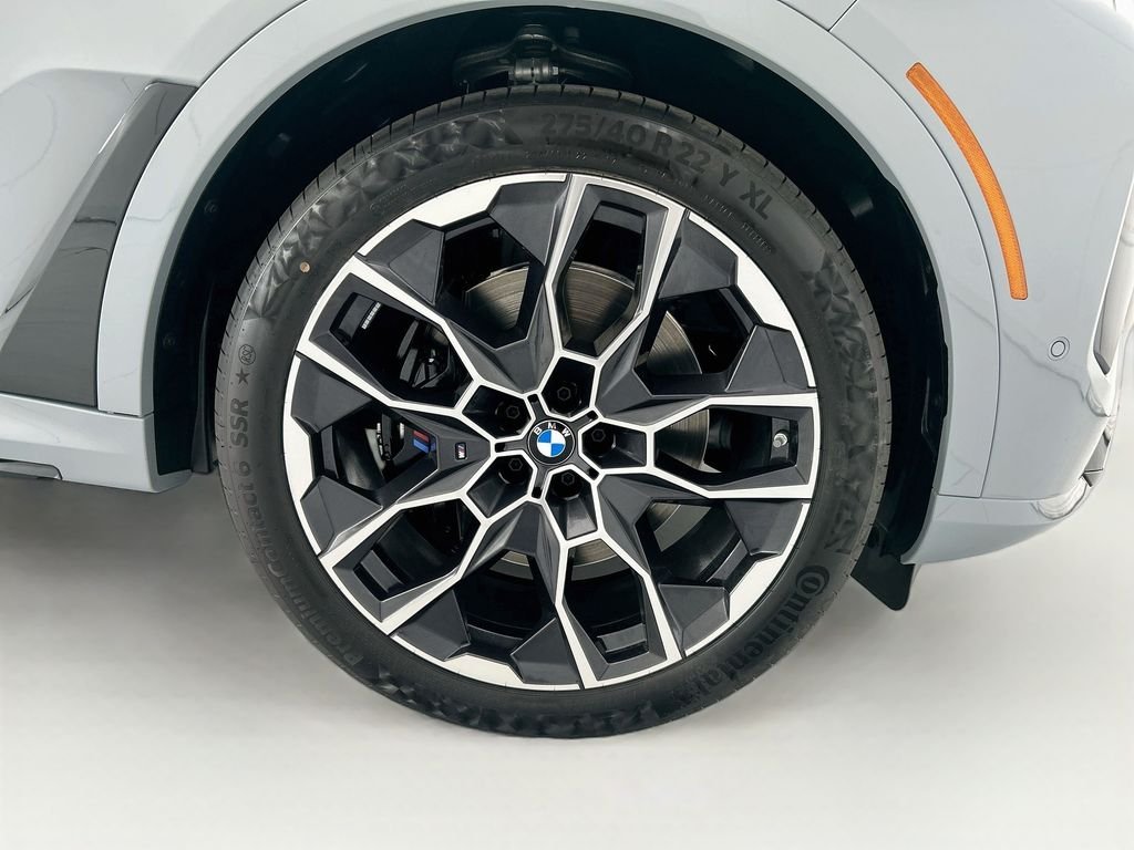 New 2027 Gray Metallic BMW xDrive40i image 31