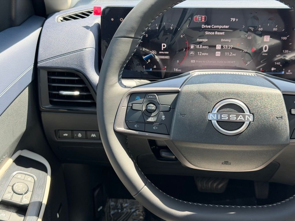 New 2026 Aspen White TriCoat Nissan SL image 19