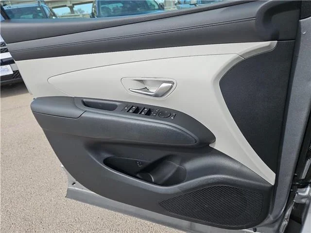 New 2025 Shimmering Silver Hyundai SEL Convenience image 13