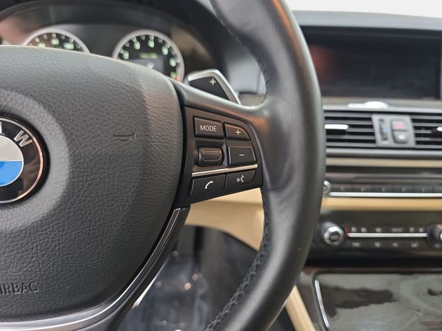 Used 2016 Alpine White BMW 528i xDrive image 18