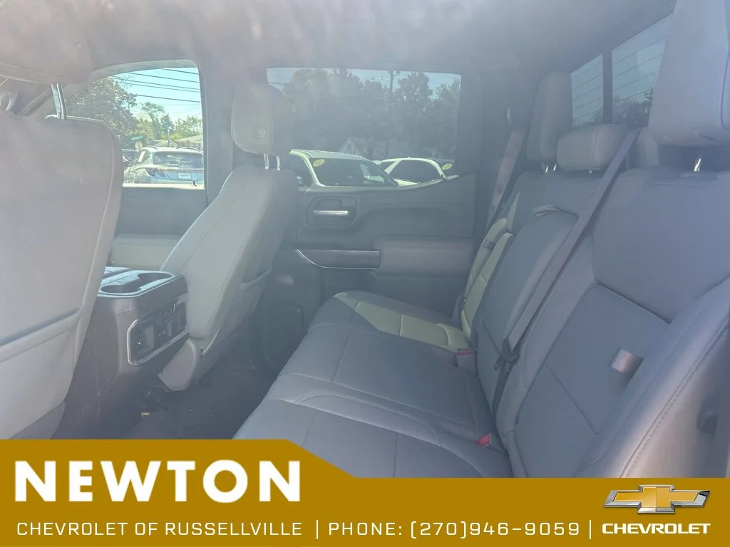 Used 2021 Summit White Chevrolet LTZ image 10