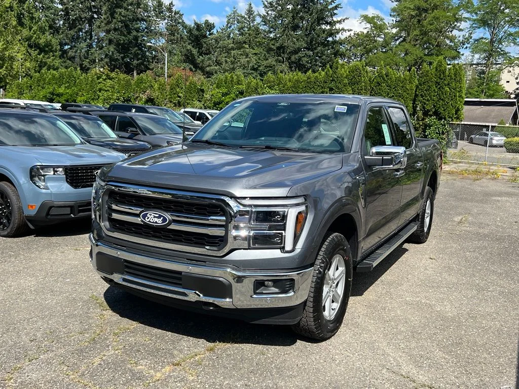 New 2026 Carbonized Gray Metallic Ford Lariat® image 4