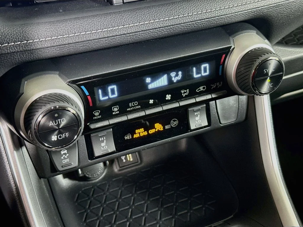 Used 2024 Magnetic Gray Metallic Toyota Hybrid XLE image 15