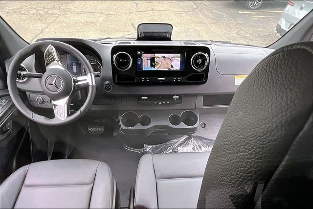 New 2026 Arctic White Mercedes-Benz Cargo 144 WB image 6