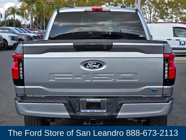 2025 Ford F-150 Lightning Flash - Photo 8