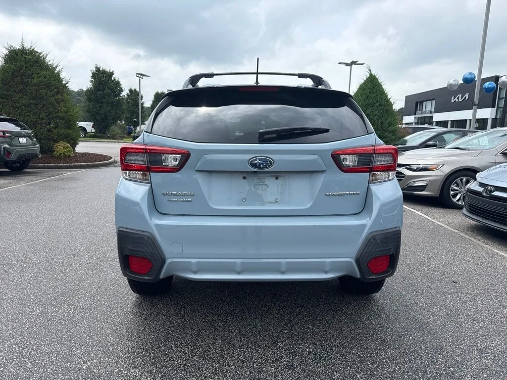 Used 2020 Gray Subaru Base image 4