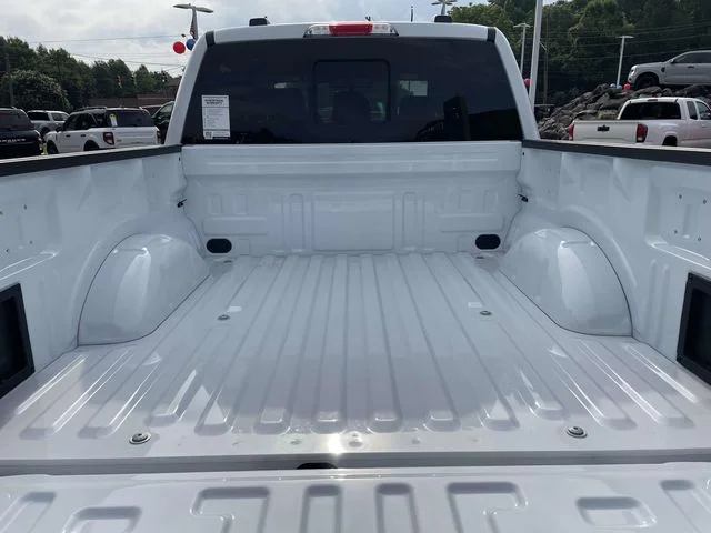 New 2026 Oxford White Ford Lariat® image 9