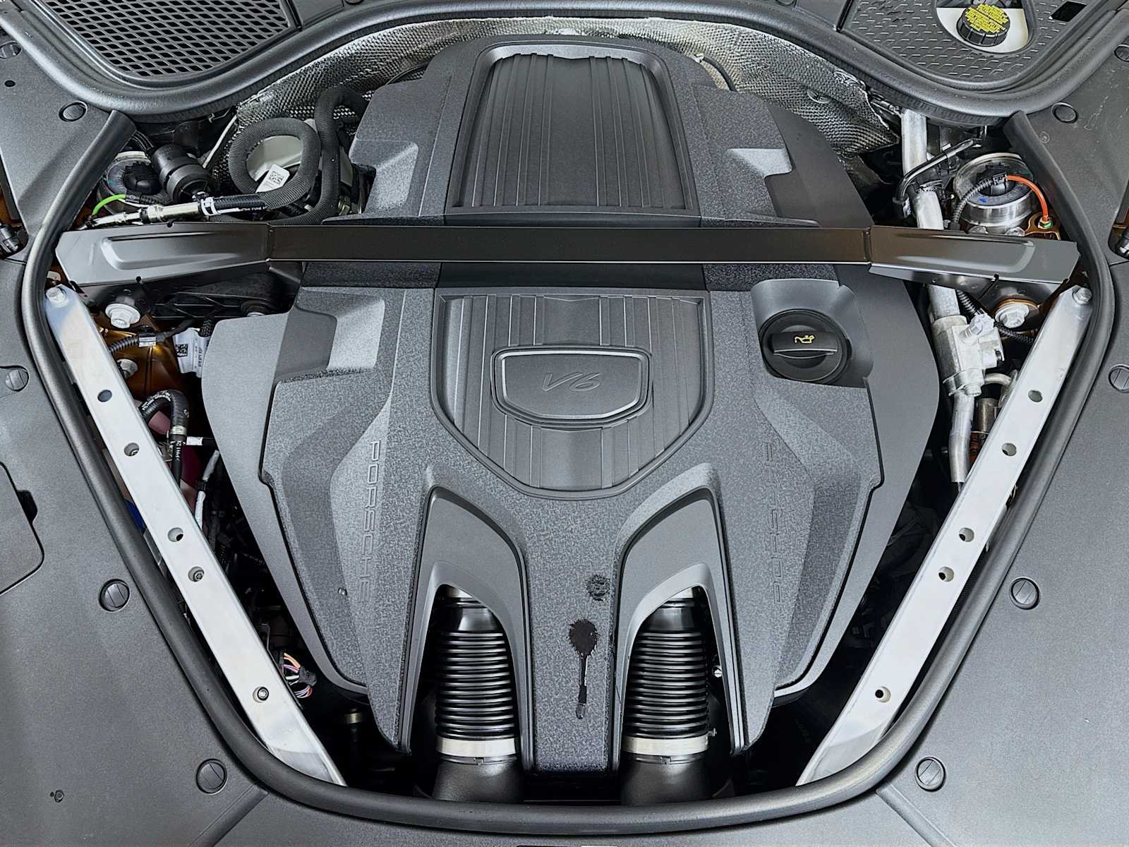 2026 Porsche Panamera 4 E-Hybrid - Photo 32