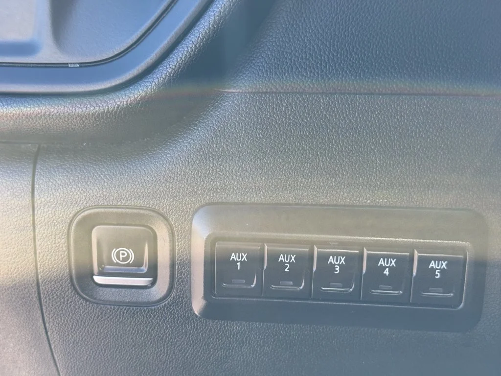 Used 2022 White GMC Pro image 18