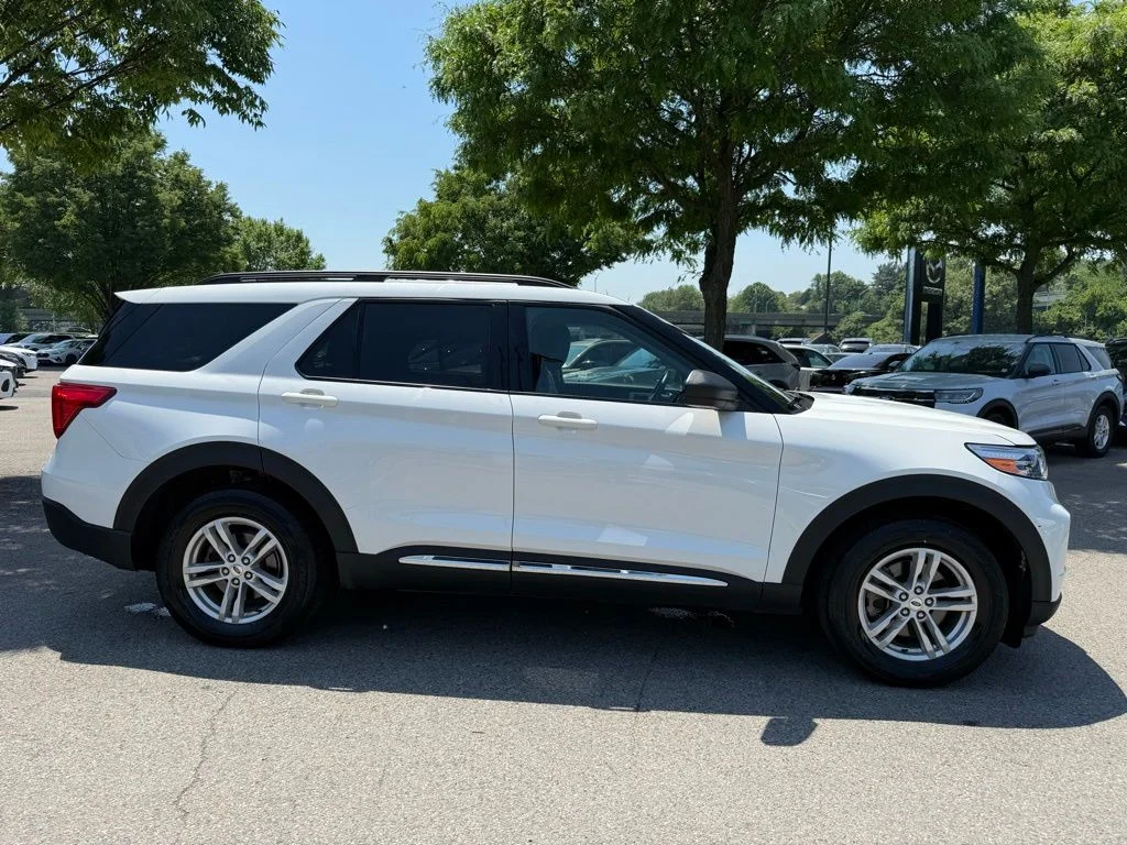Used 2022 White Ford XLT image 5