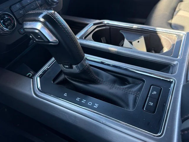 Used 2018 White Ford Platinum image 29