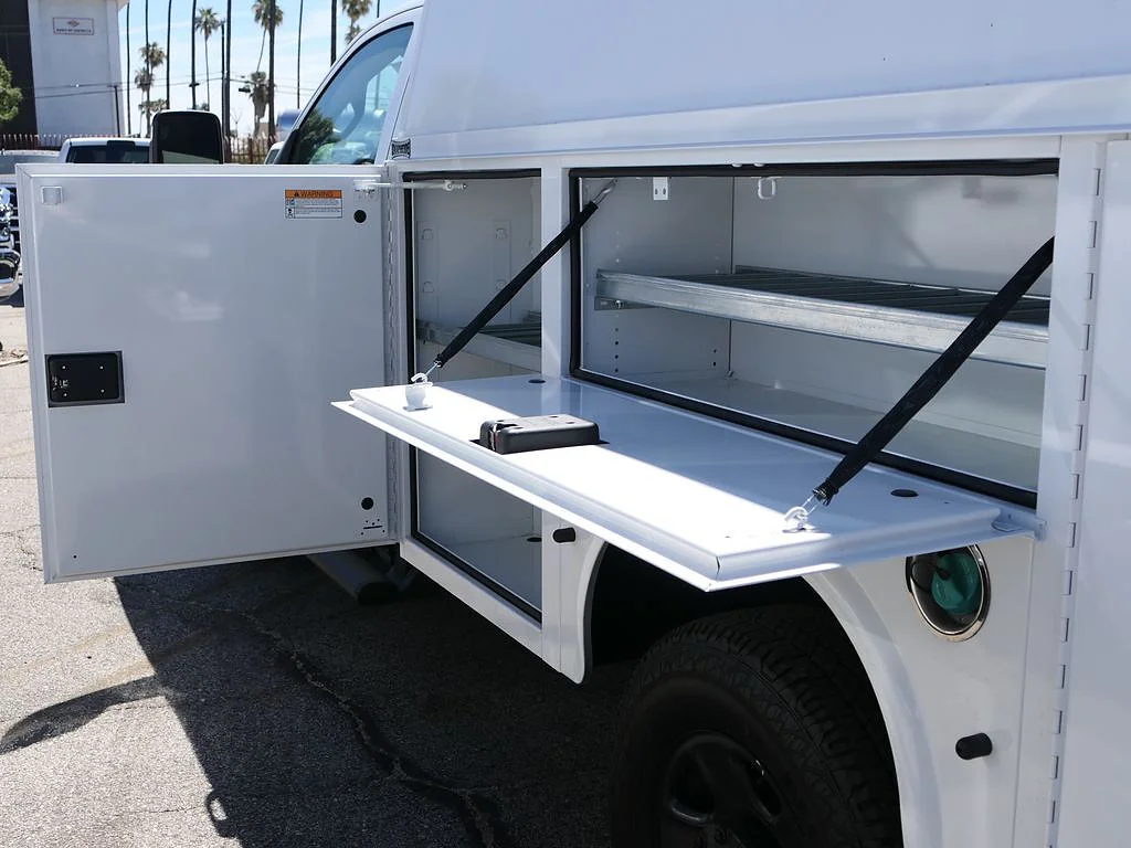New 2026 Bright White Clearcoat RAM Tradesman image 6