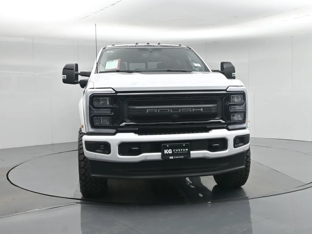 New 2026 Oxford White Ford Lariat image 27