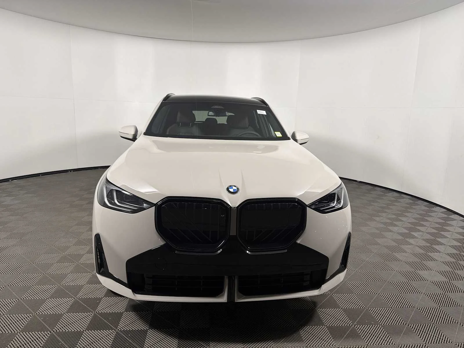New 2026 Dune Grey Metallic BMW 30 xDrive image 5