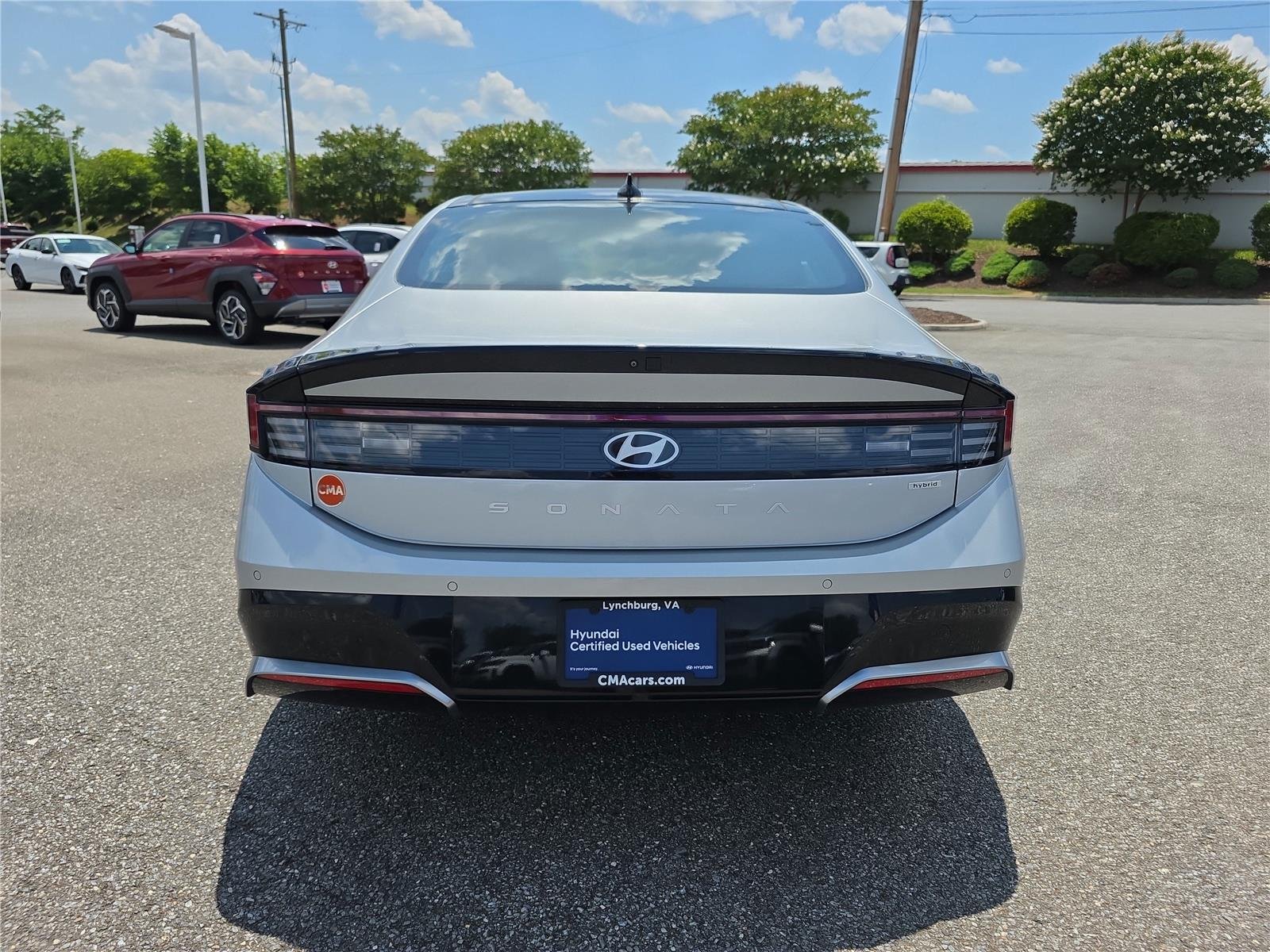 Used 2025 Aero Silver Hyundai Limited image 20