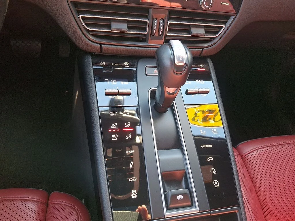 View 16