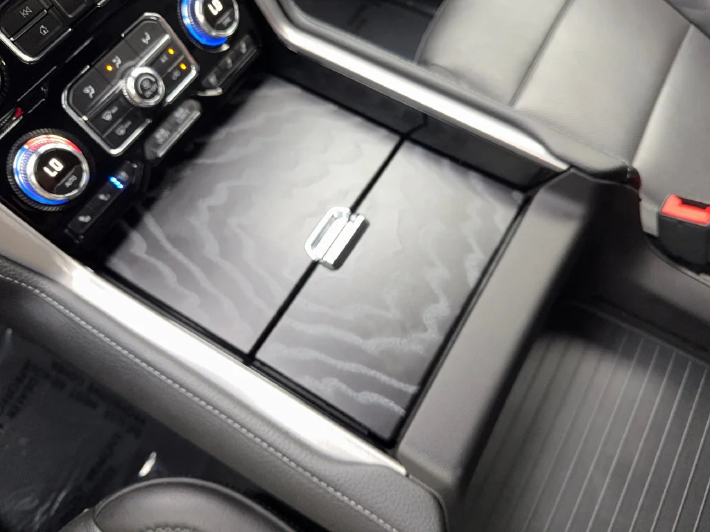 Used 2024 White GMC Denali image 79