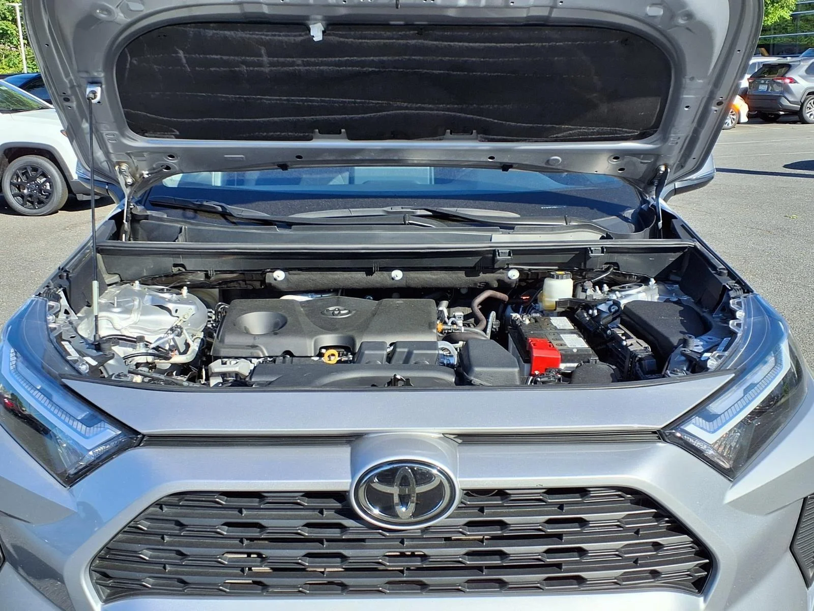 Used 2024  Toyota XLE image 30