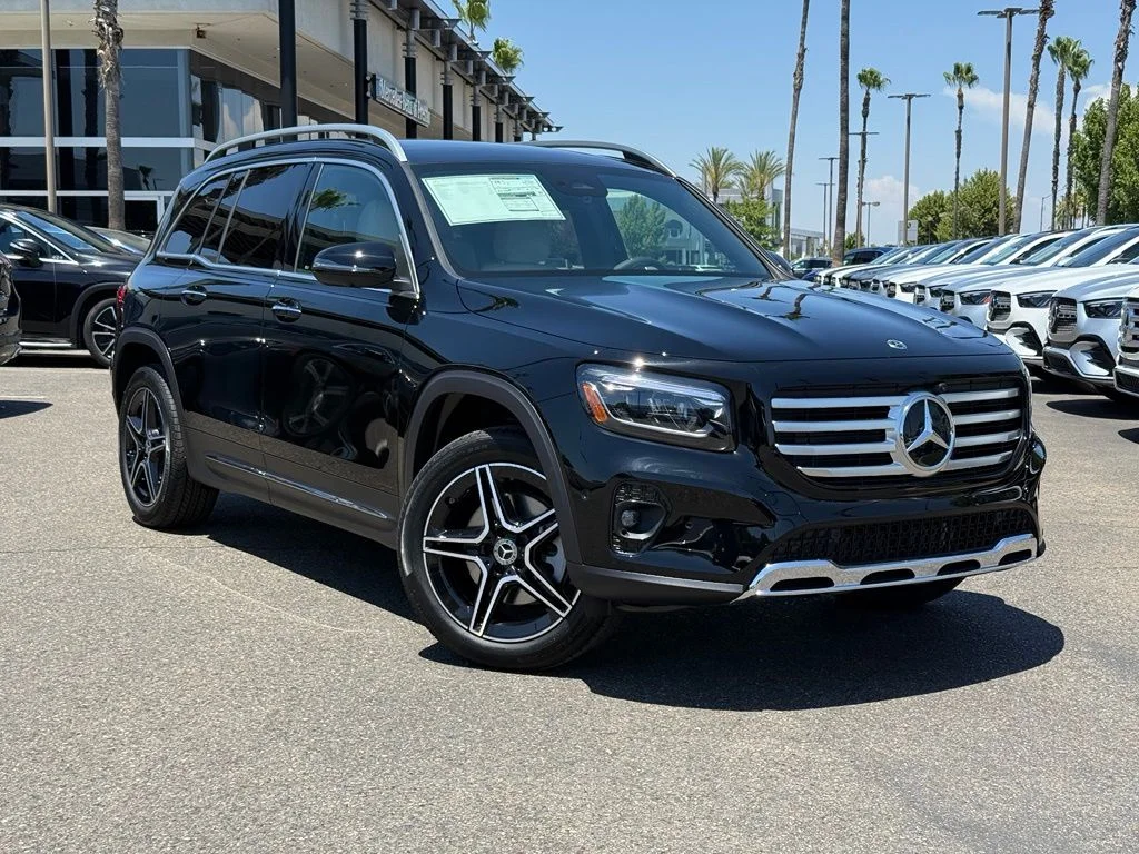 New 2026 Black Mercedes-Benz GLB 250 image 1
