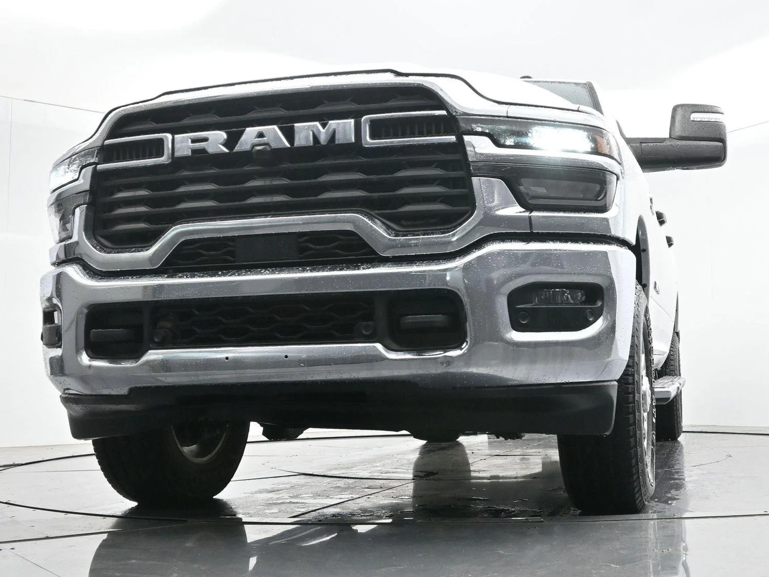 Used 2025 White Ram Big Horn image 46