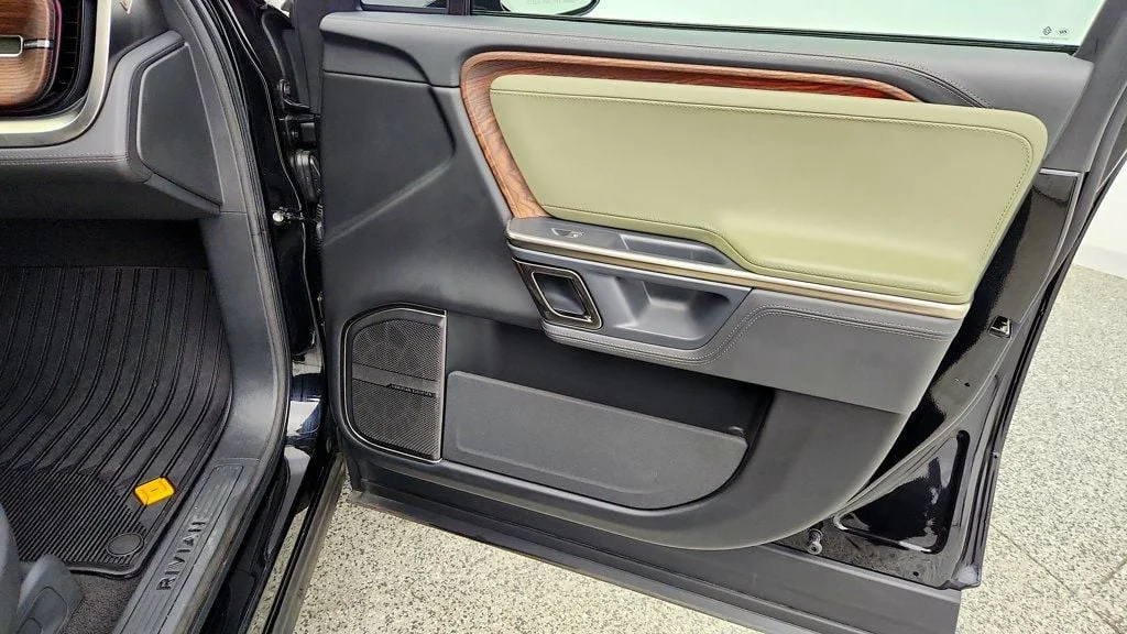 Used 2023 Midnight Rivian Launch Edition AWD image 29