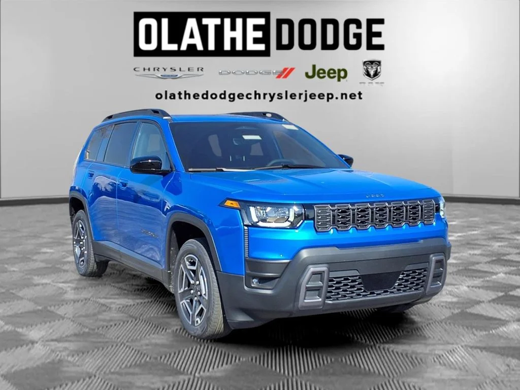 New 2026 Hydro Blue Pearl-Coat Exterior Paint Jeep Laredo image 30