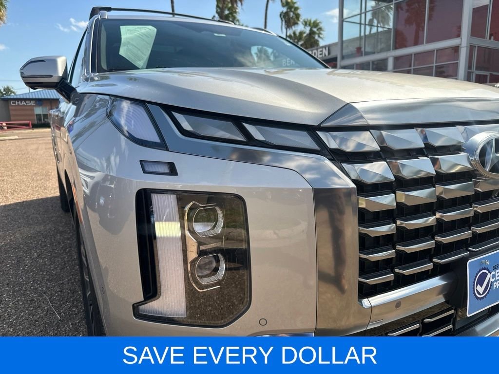 Used 2023 Silver Hyundai Calligraphy image 3