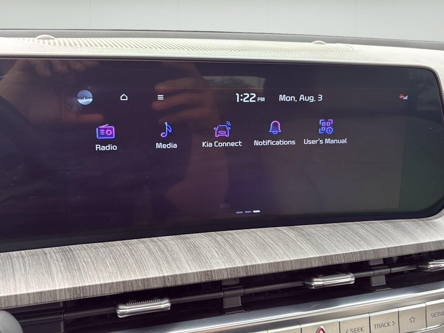 Certified Used 2024 Dark Moss Kia SX image 31