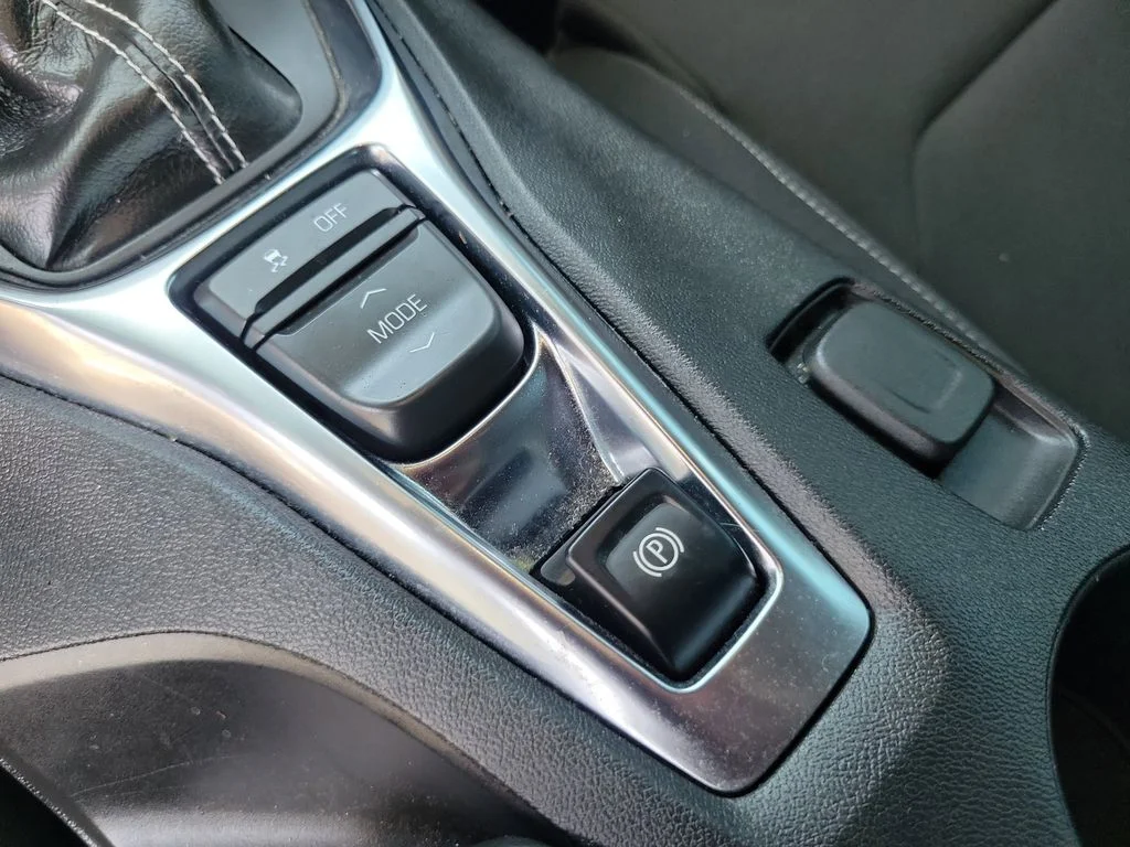 Certified Used 2023 Blue Chevrolet 1LT image 20