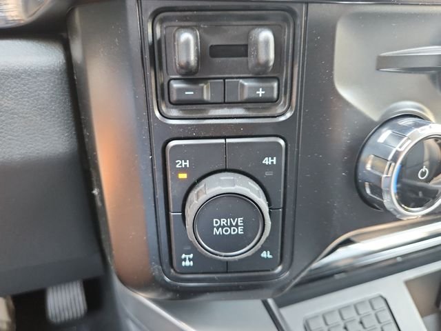 New 2026 Avalanche Ford F-350® Lariat® image 21