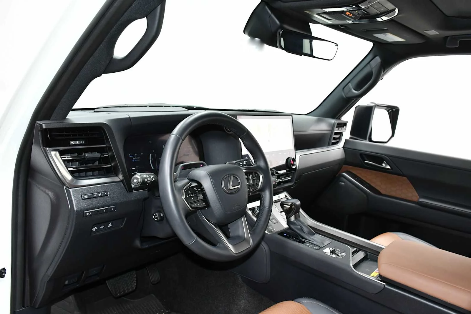 Certified Used 2024 Eminent White Pearl Lexus Luxury image 15