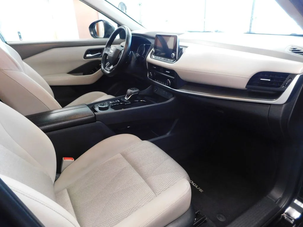 Certified Used 2025 Super Black Nissan SV image 55
