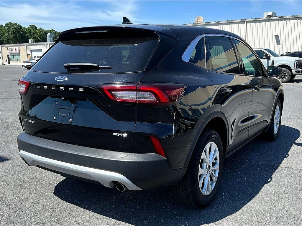 Used 2024 Black Ford Active image 4
