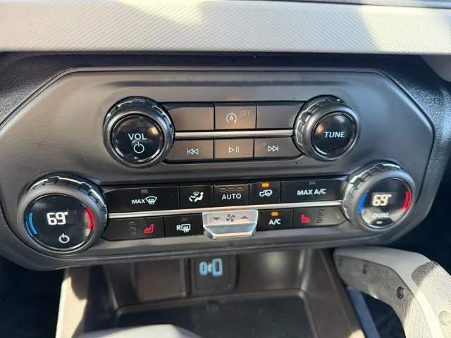 Used 2024 Green Ford Big Bend image 17