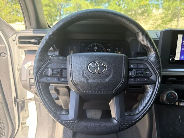 Used 2025 White Toyota SR5 image 14