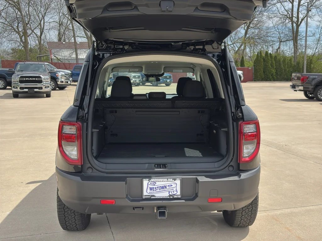 Used 2023 Shadow Black Ford Badlands image 14