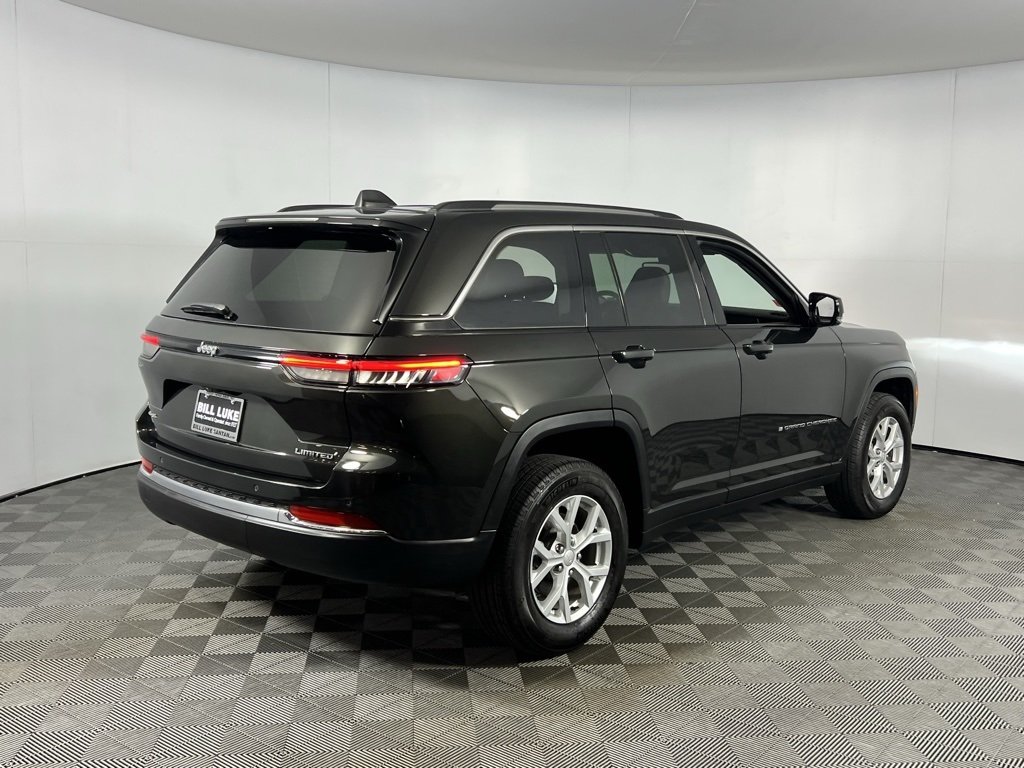 2024 Jeep Grand Cherokee Limited photo 4