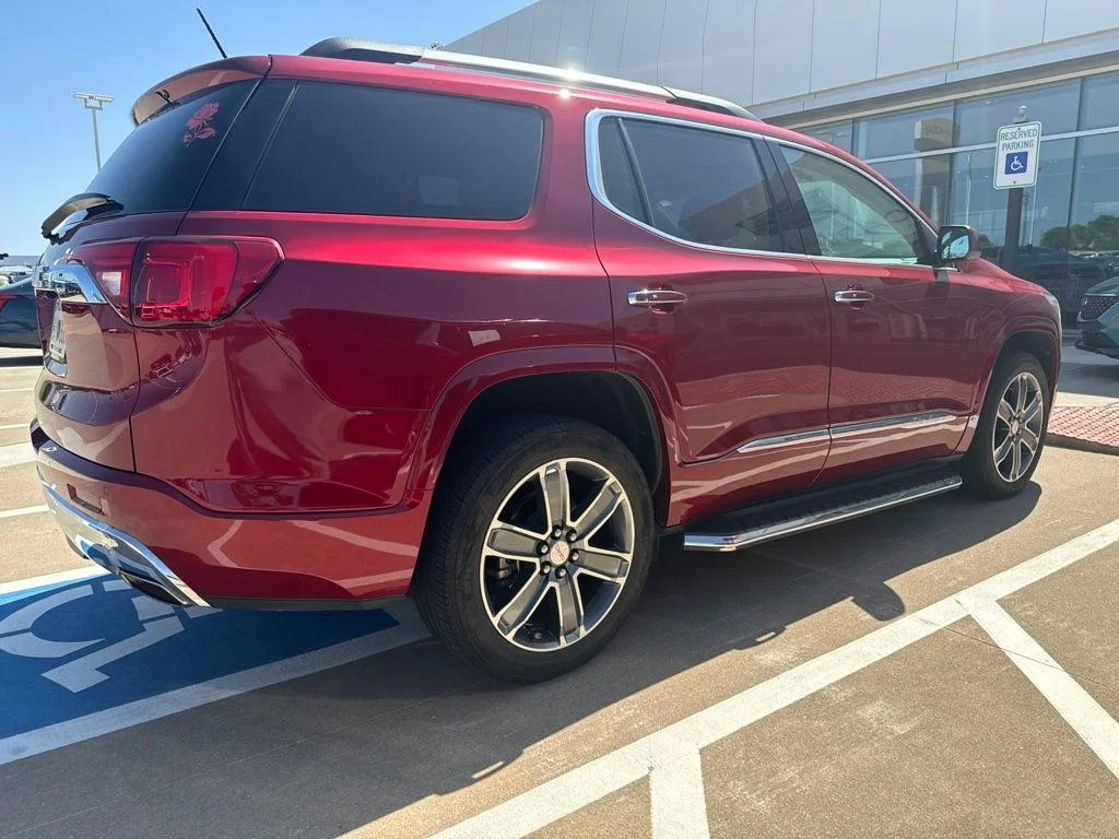 Used 2019 Red GMC Denali image 3