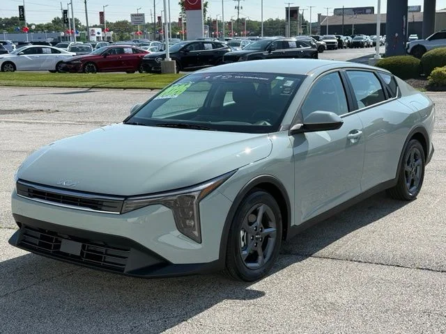 Certified Used 2026 Gray Kia LXS image 3