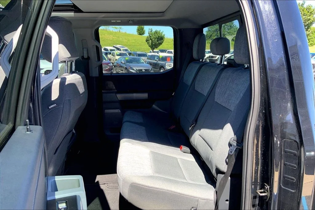 Used 2024 Black Ford XLT image 11