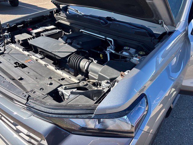 Used 2023 Sterling Gray Metallic Chevrolet 4WD LT image 17
