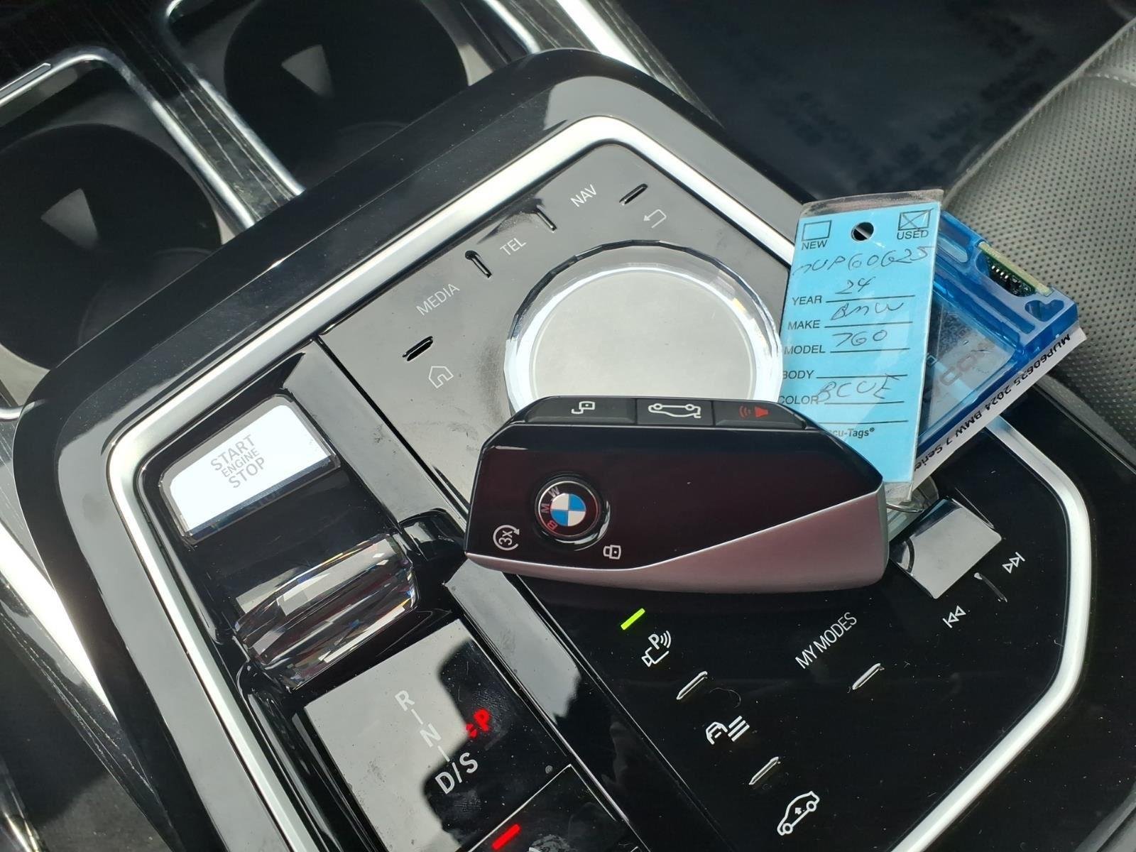 Used 2024 Tanzanite Blue II Metallic BMW 760i xDrive image 31