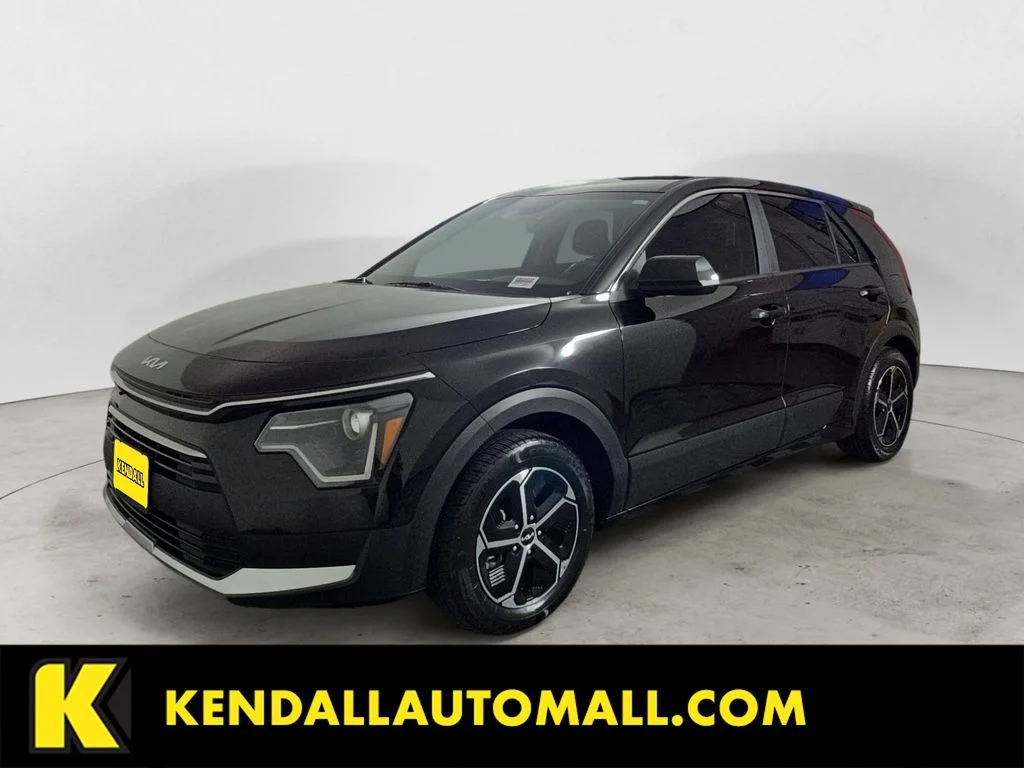 2023 Kia Niro LX HEV's photo
