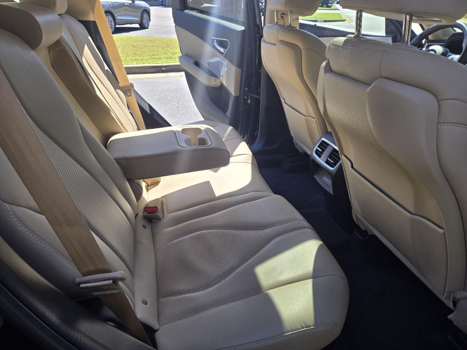 Used 2023 Majestic Black Pearl Acura w/Tech image 25