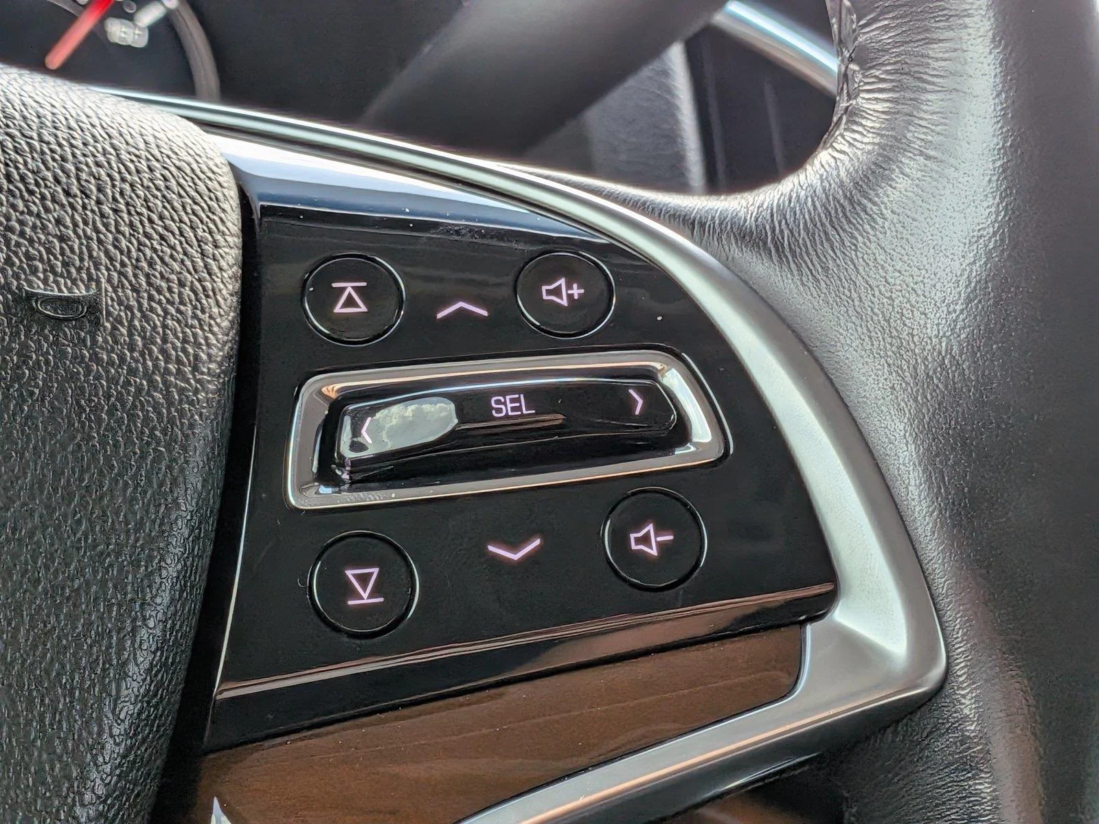 Used 2018 Gray Cadillac Luxury image 32