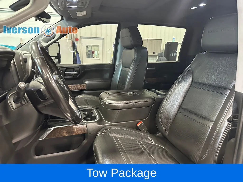 Used 2020 Black GMC Denali image 16