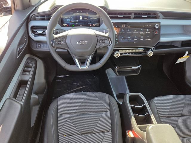 New 2027 Summit White Chevrolet LT image 8
