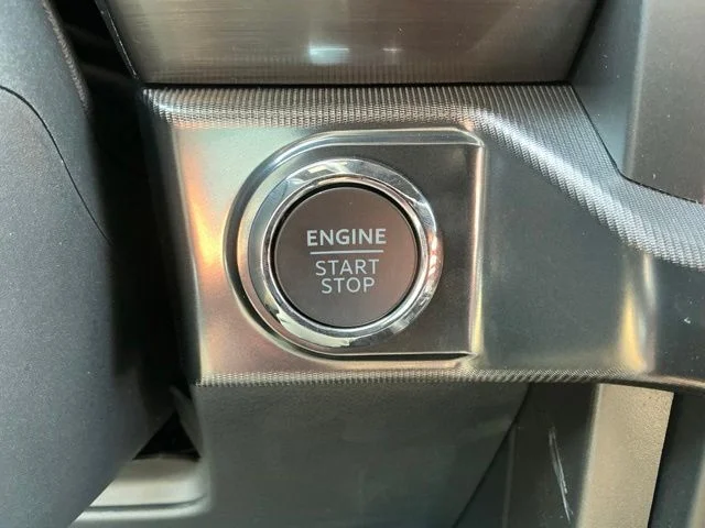 New 2026 Carbonized Gray Metallic Ford Lariat® image 40