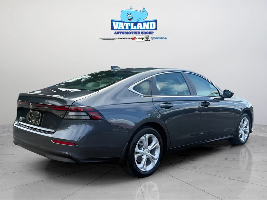 New 2026 Meteorite Gray Metallic Honda LX image 5