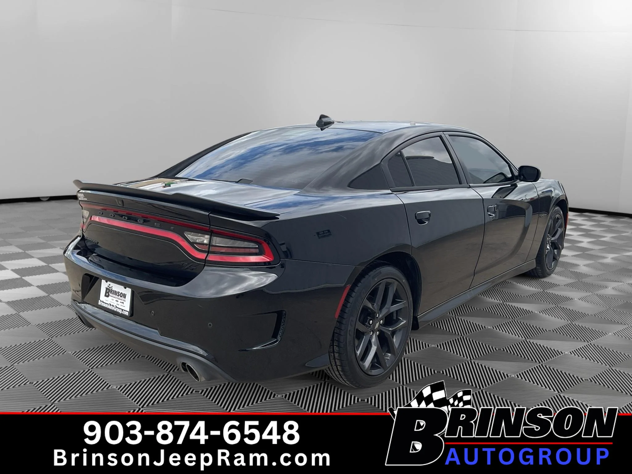 Used 2022 Pitch Black Clearcoat Dodge R/T image 7